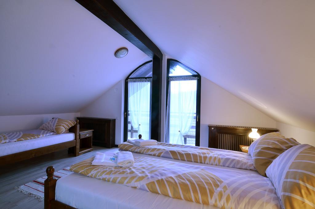 Casa Stefania Hotel Tălmaciu Eksteriør billede